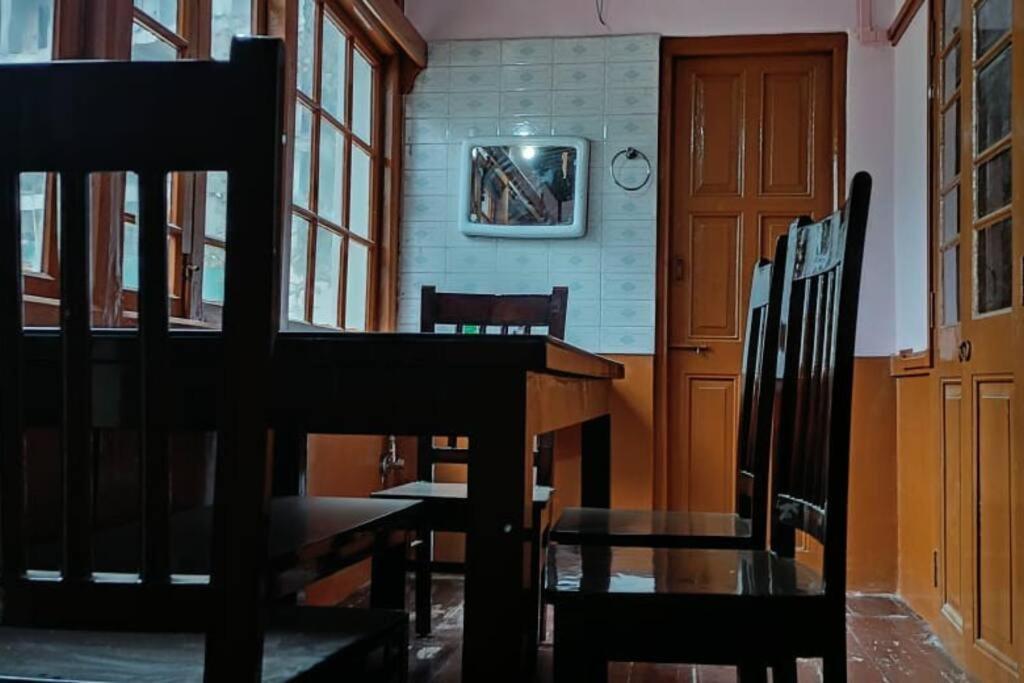 Heritage House Shillong Extérieur photo